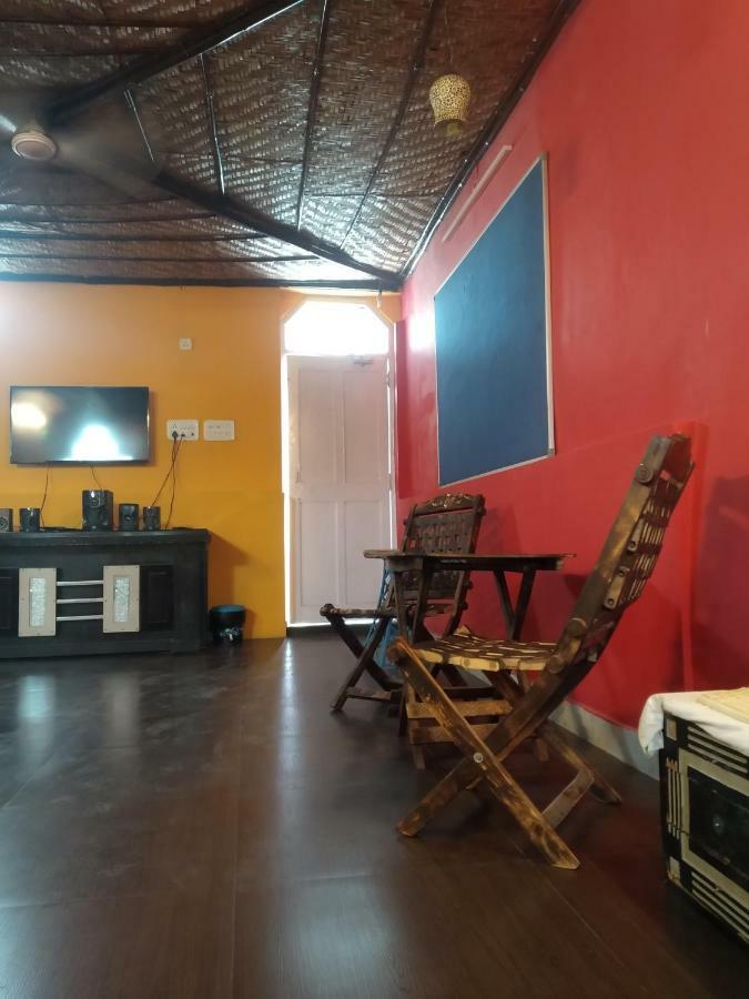 Bunk Hostel Delhi Ню Делхи Екстериор снимка