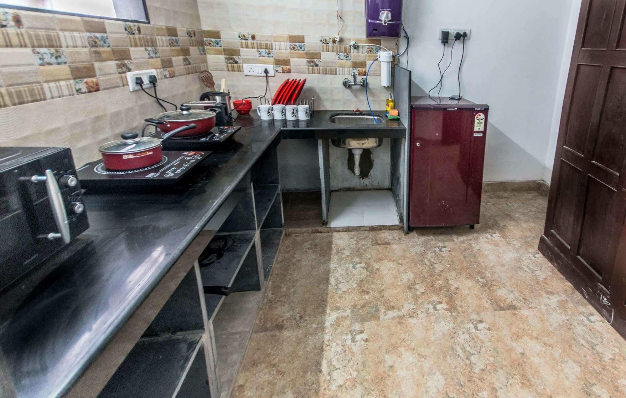 Bunk Hostel Delhi Ню Делхи Екстериор снимка