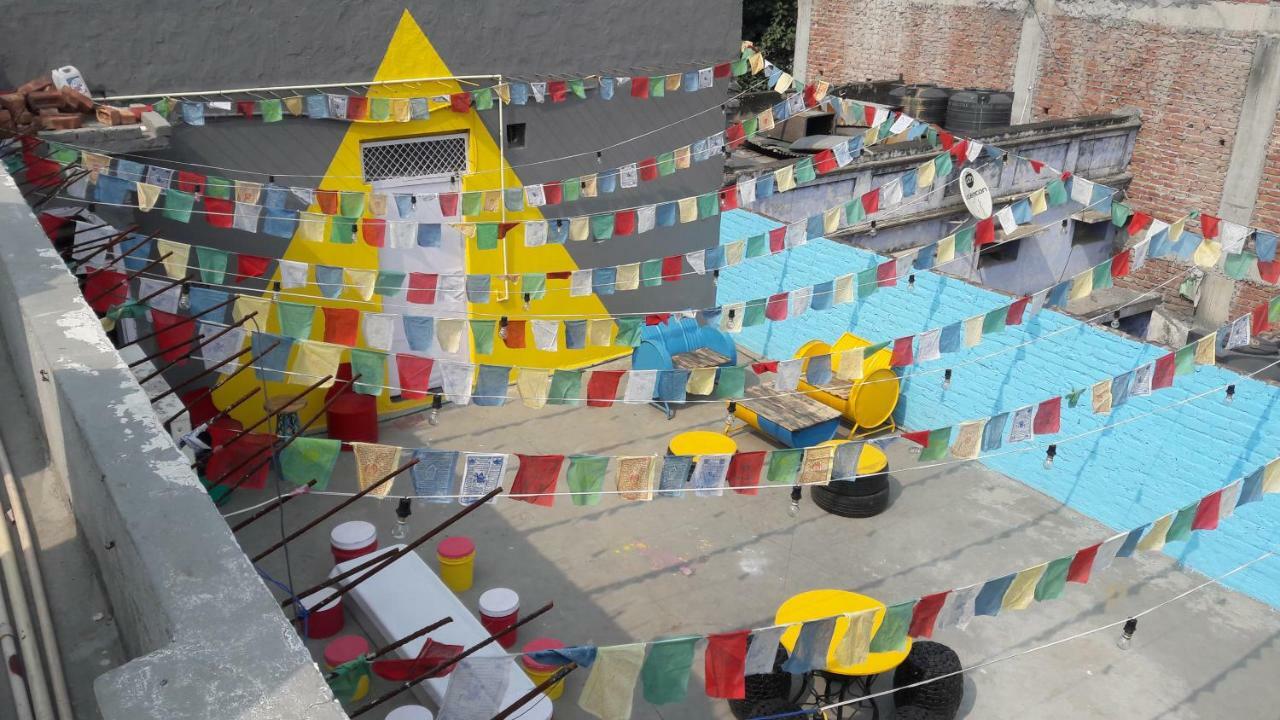 Bunk Hostel Delhi Ню Делхи Екстериор снимка