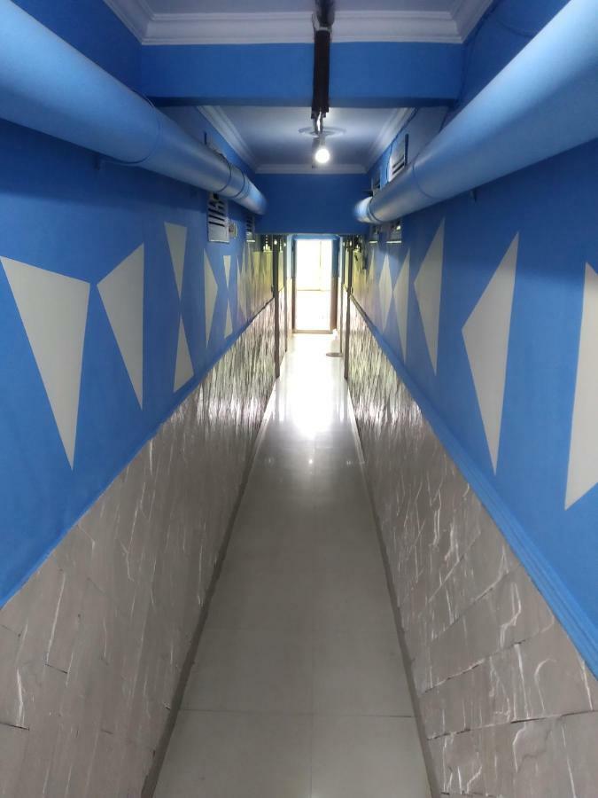 Bunk Hostel Delhi Ню Делхи Екстериор снимка